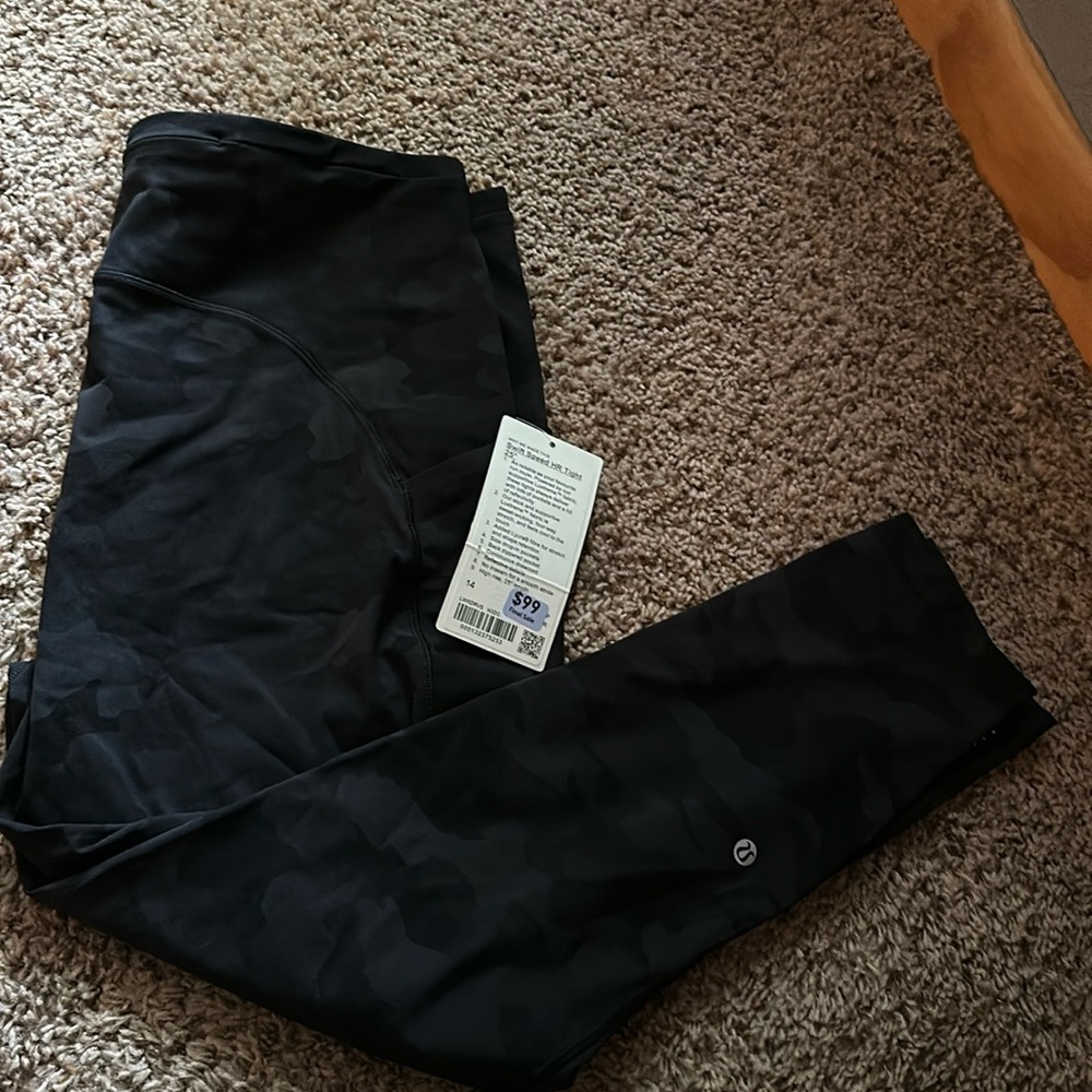 Lululemon swift speed size 14